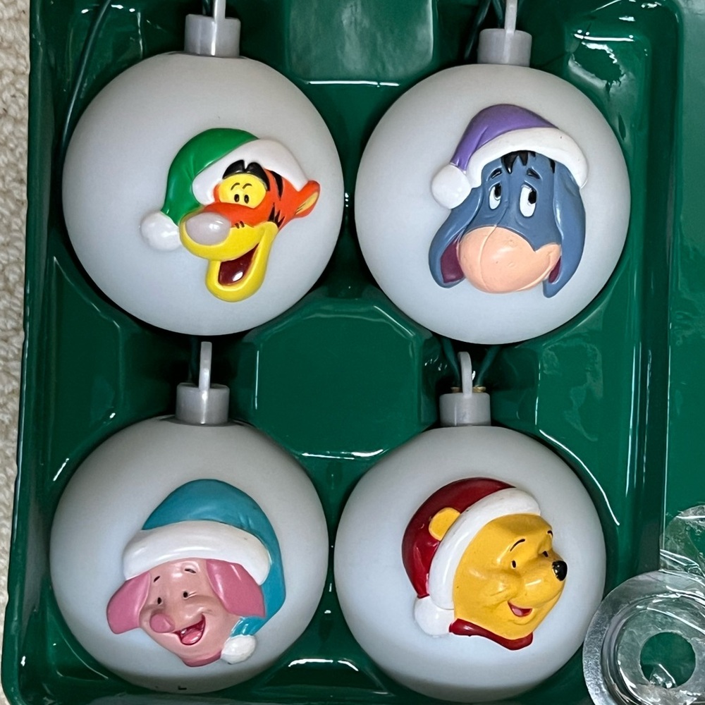 Disney Pooh and Pals Christmas string lights